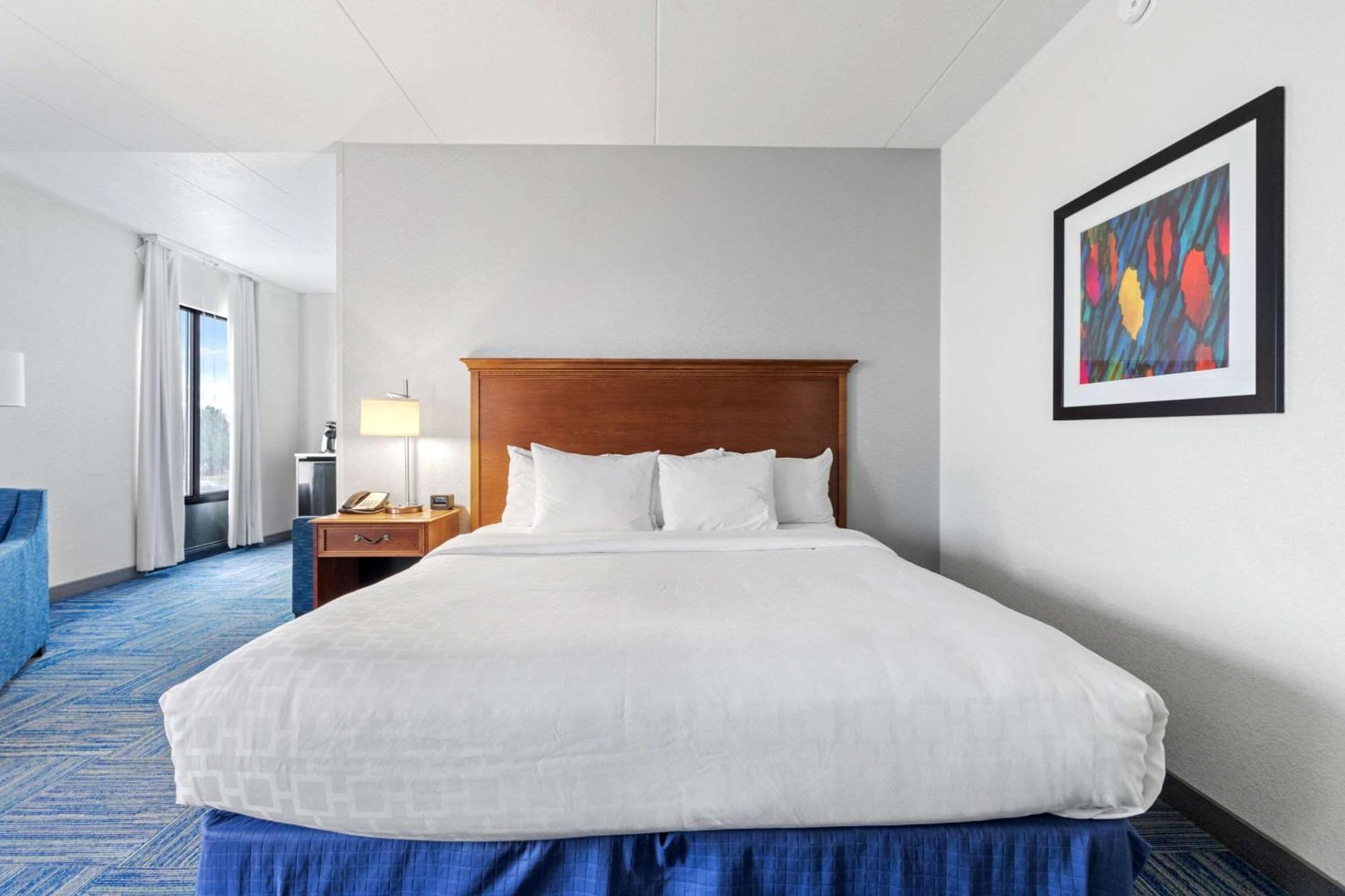 Allentown Park Hotel, Ascend Hotel Collection Fogelsville Экстерьер фото